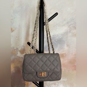 Elegant Gray Quilted Shoulder Bag